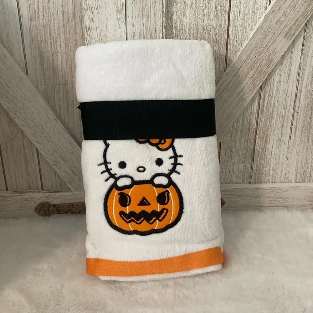 Hello Kitty 2023 Halloween Hand Towels